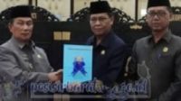 Wakil Bupati Pesibar Hadiri Rapat Paripurna DPRD