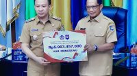 Pj.Bupati Pringsewu Kembali Terima Penghargaan Kinerja Pengendalian Inflasi Daerah Periode Pertama 