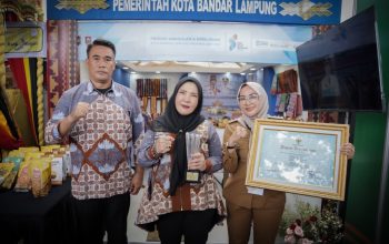 Pemkot Bandar Lampung Raih Penghargaan Kelurahan Berprestasi Tingkat Nasional