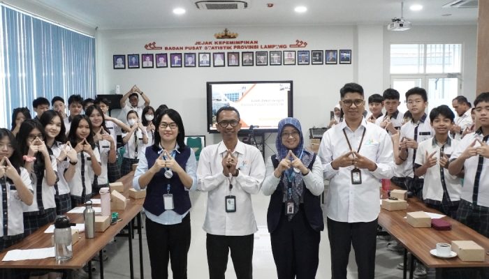 Membangun Literasi Data Sejak Dini, BPS Provinsi Lampung Gelar “Statistics Meets Students” bagi Pelajar SMP Pelita Bangsa