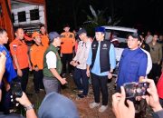 Respons Cepat Banjir Jati Agung, Bupati Egi Turun Malam Hari Cek Kondisi Warga