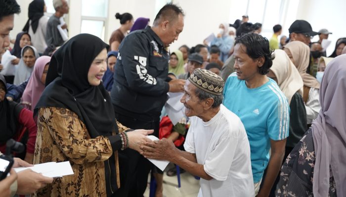 Pemkot Bandar Lampung Beri Bantuan Tunai dan Logistik bagi Warga Terdampak Banjir