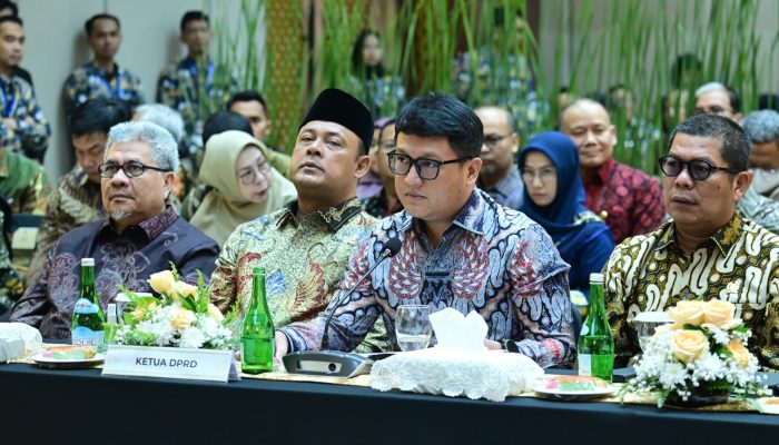 Ketua DPRD dan Gubernur Lampung Hadiri Entry Meeting BPK RI