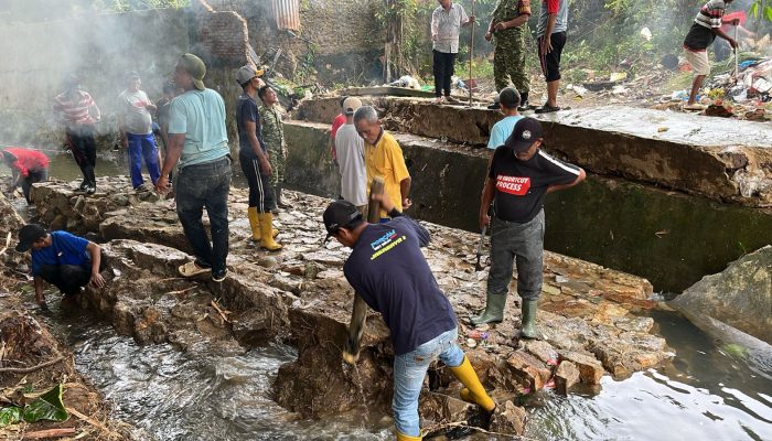 Pemkot Bandar Lampung Gelar Aksi Bersih Drainase Serentak
