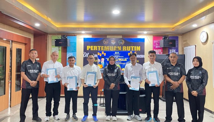 Berkah Waisak, 5 Warga Binaan Terima Surat Keputusan Remisi Khusus dan Pesan Refleksi Menteri