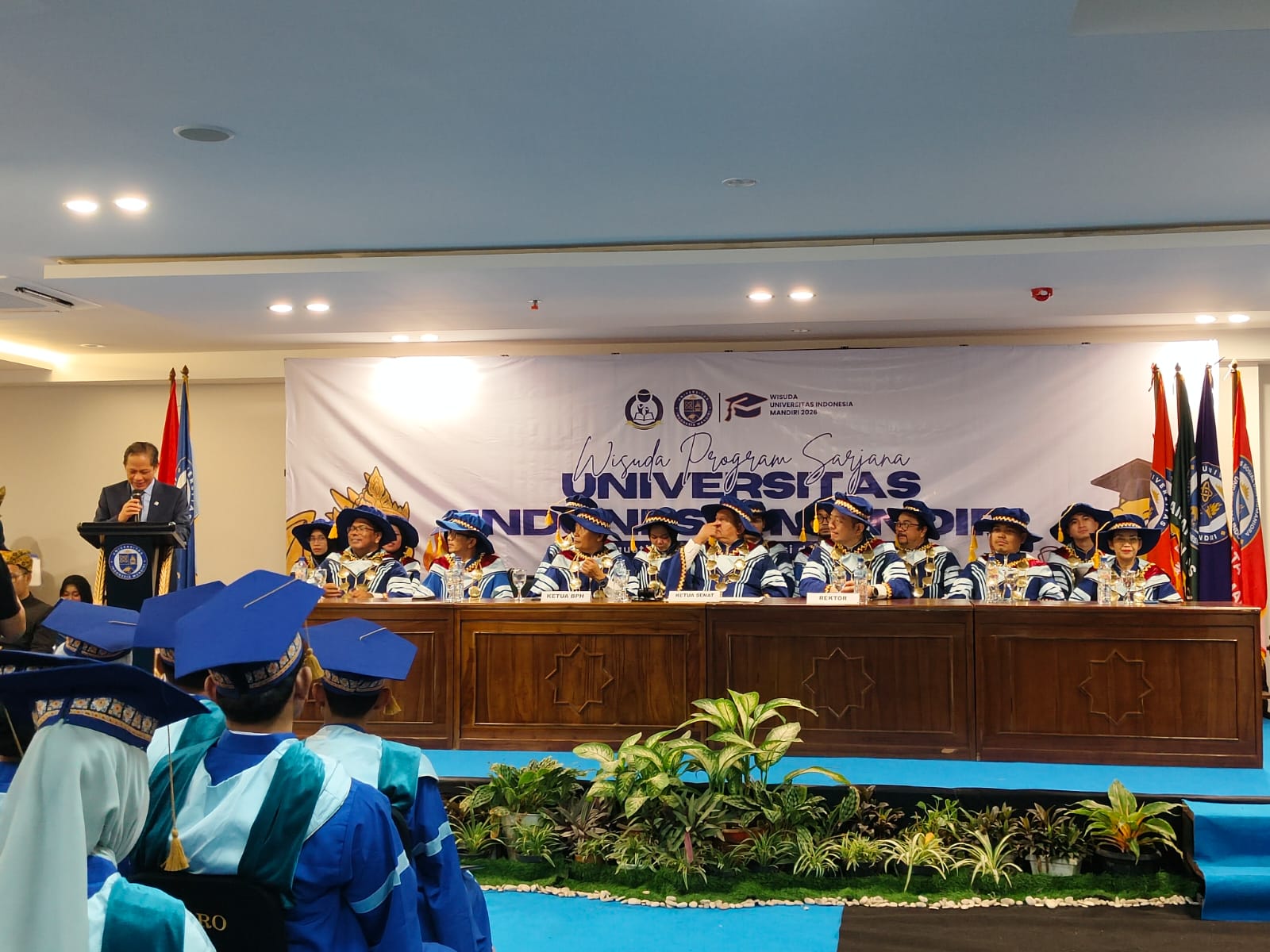 Wisuda Perdana UI Mandiri 2026, Cetak 96 Lulusan Siap Bersaing di Era Global