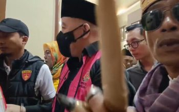 Reporter Tribun Lampung Diintimidasi Pria Berkacamata Hitam Saat Meliput Sidang Eks Bupati Pesawaran Dendi Ramadhona