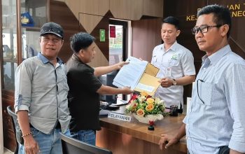 Ikuti Arahan Kadisdik, OKP KAPI Resmi Lapor Dugaan Korupsi & Jual Beli Kursi SPMB SMPN 1 Kalianda ke Kejari Lamsel