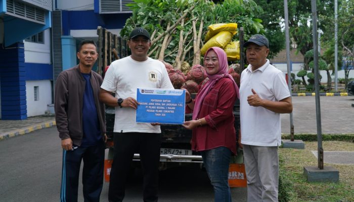 Pelindo Regional 2 Panjang Tanam 250 Bibit Pohon untuk Dukung Greenbelting dan Penyerapan Karbon