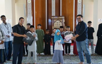 Pelindo Regional 2 Panjang Santuni 31 Anak Yatim Piatu