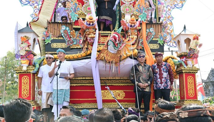 Ngaben Massal Balinuraga Diikuti 270 Sawa, Bupati Egi Tekankan Pentingnya Pelestarian Budaya