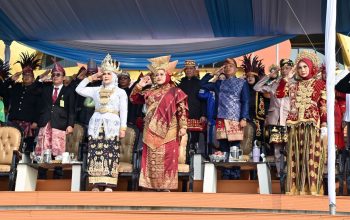 Usai Merah Putih Diturunkan, Warna Budaya Nusantara Menghiasi Menara Siger